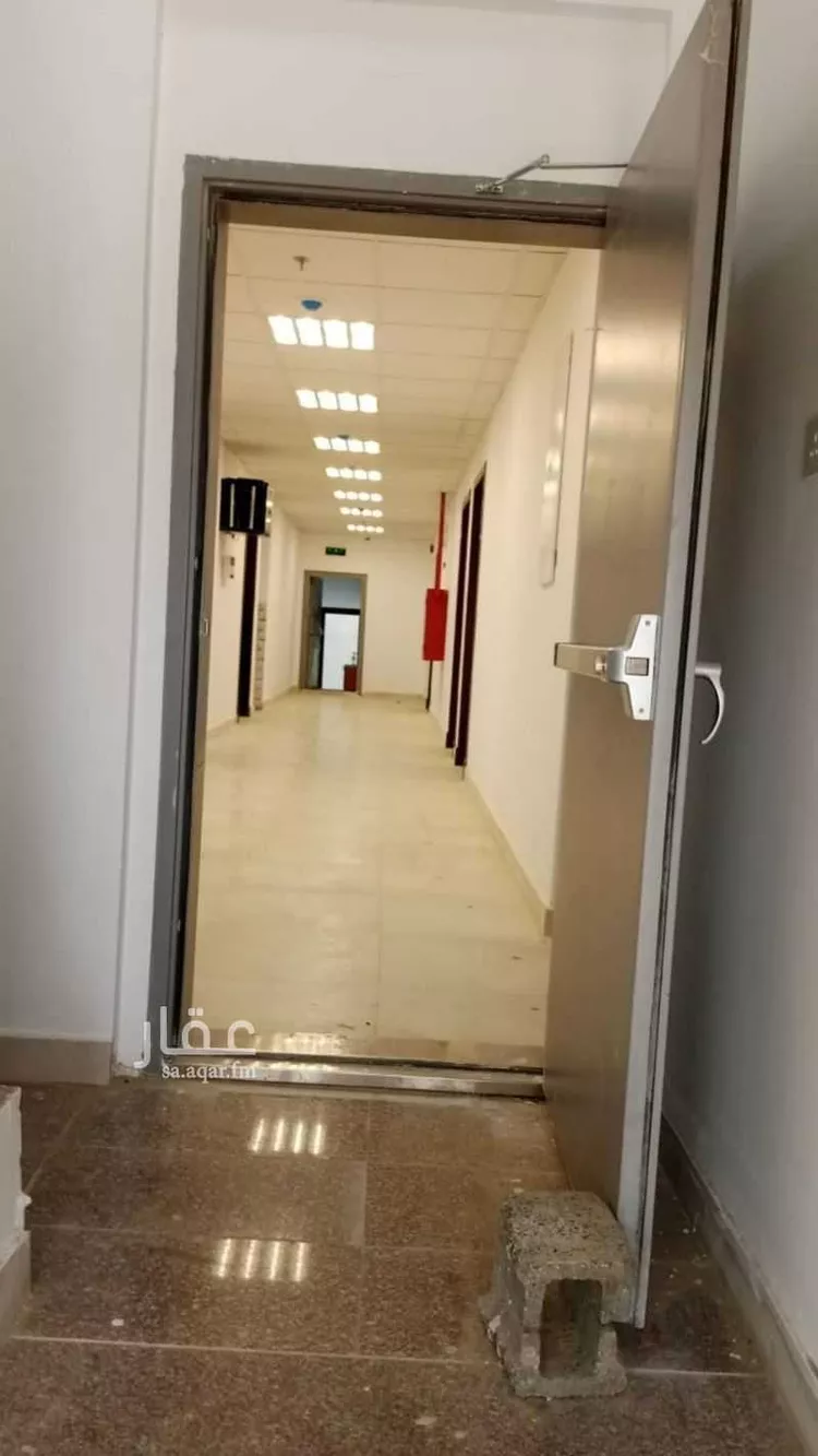 عمارة للإيجار في حي حي صناعية الظهران, مدينة الدمام, المنطقة الشرقية 1 صورة