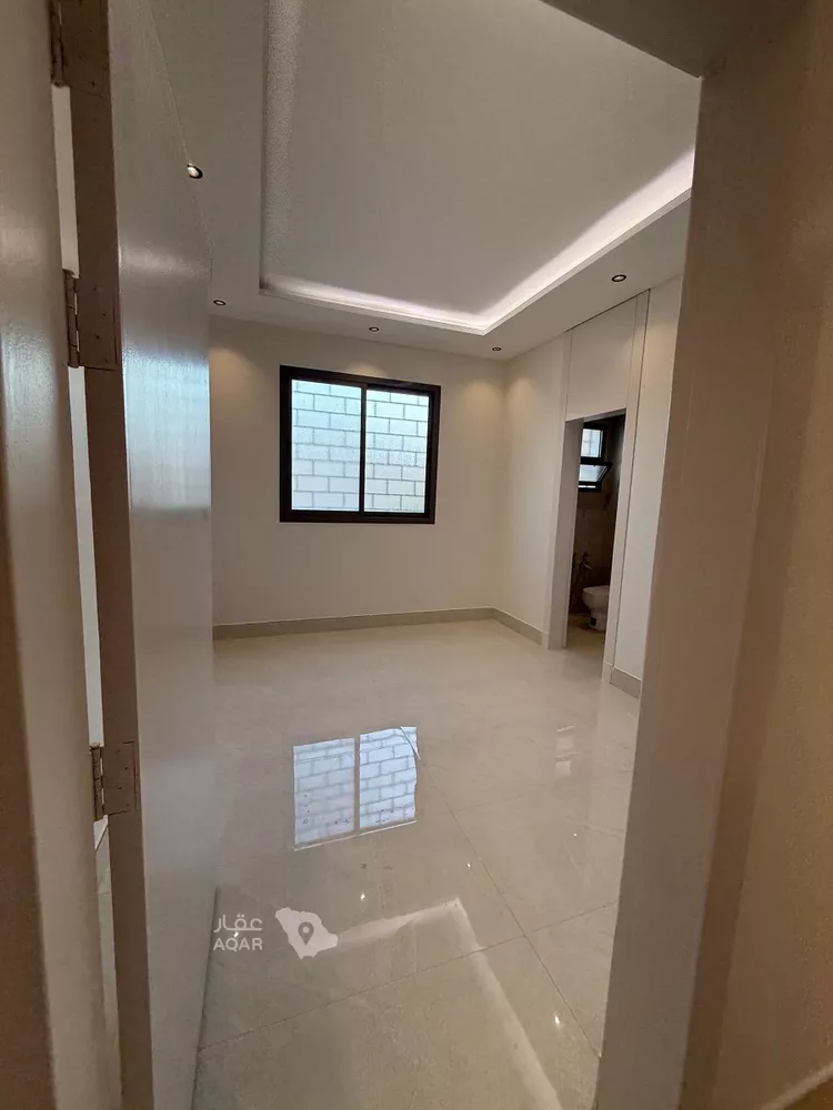 فيلا للبيع في شارع طفيلة, حي الحزم, مدينة الرياض, منطقة الرياض 18