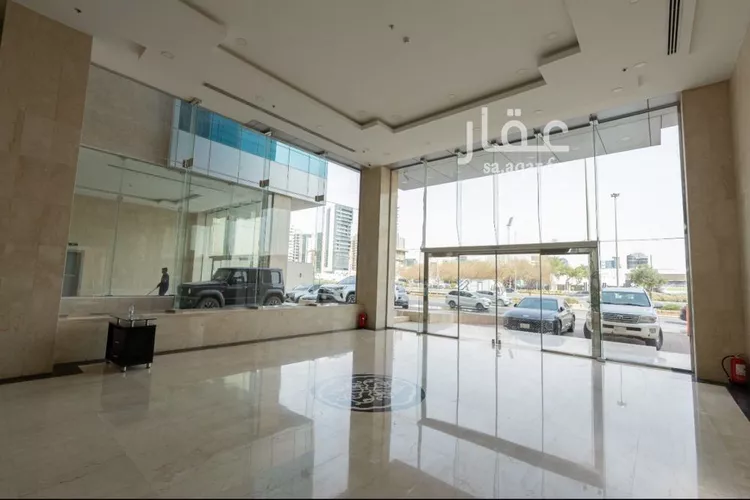 مكتب تجاري للإيجار في شارع طريق الملك فهد الفرعي, حي الملقا, مدينة الرياض, منطقة الرياض صورة 3