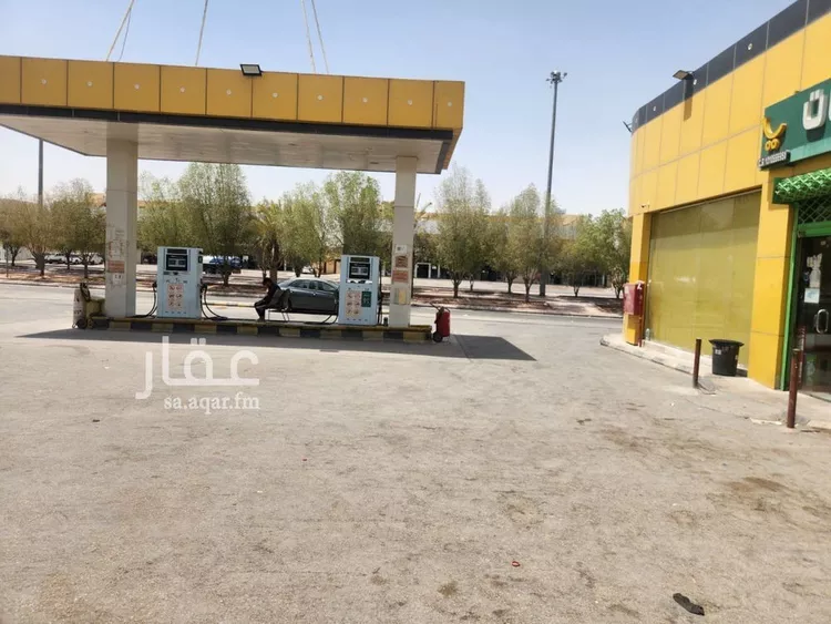 محطة للبيع في شارع عرفات, حي الدار البيضاء, مدينة الرياض, منطقة الرياض صورة 5