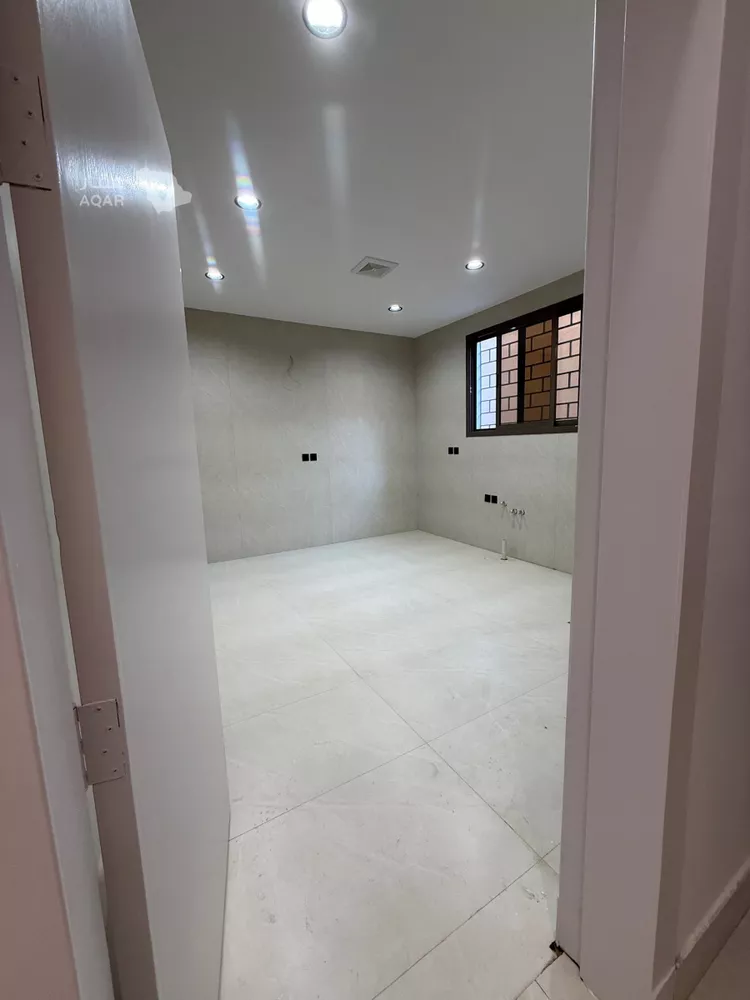 فيلا للبيع في شارع طفيلة, حي الحزم, مدينة الرياض, منطقة الرياض 14