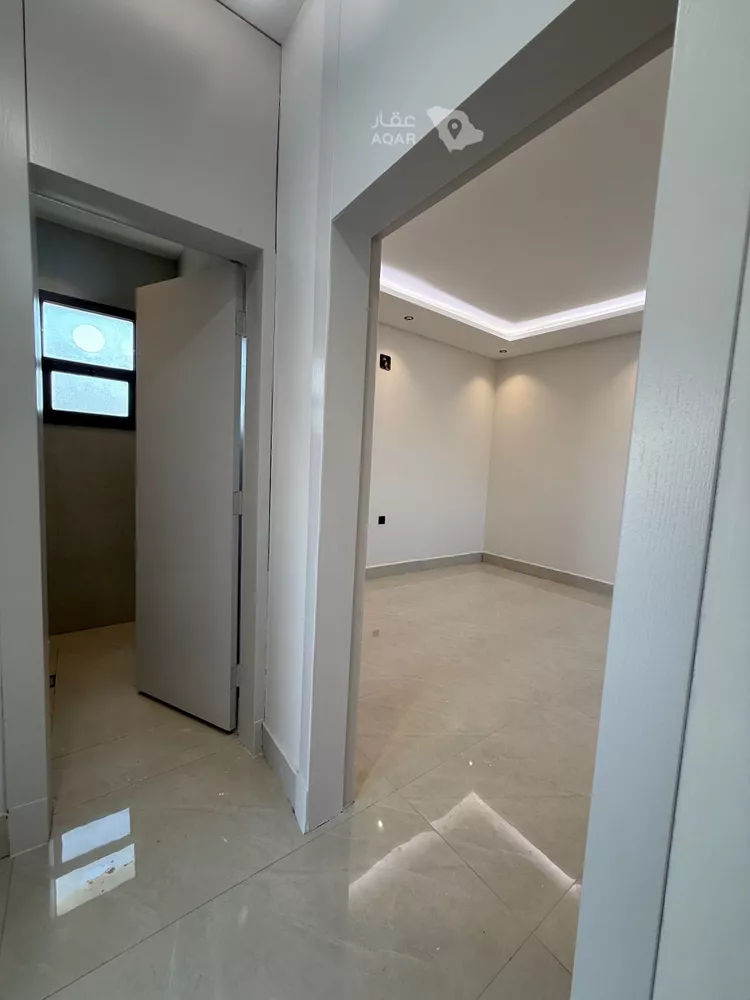 فيلا للبيع في شارع طفيلة, حي الحزم, مدينة الرياض, منطقة الرياض 26