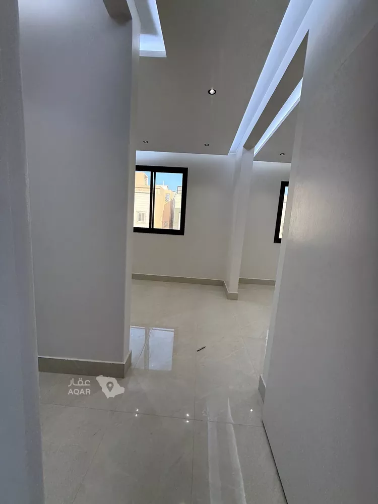 فيلا للبيع في شارع طفيلة, حي الحزم, مدينة الرياض, منطقة الرياض 15