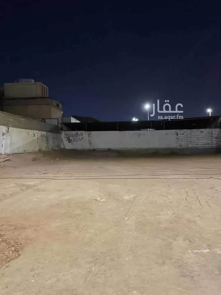 أرض للبيع في شارع الصالحية, حي الطريفي, مدينة حائل, منطقة حائل صورة 3