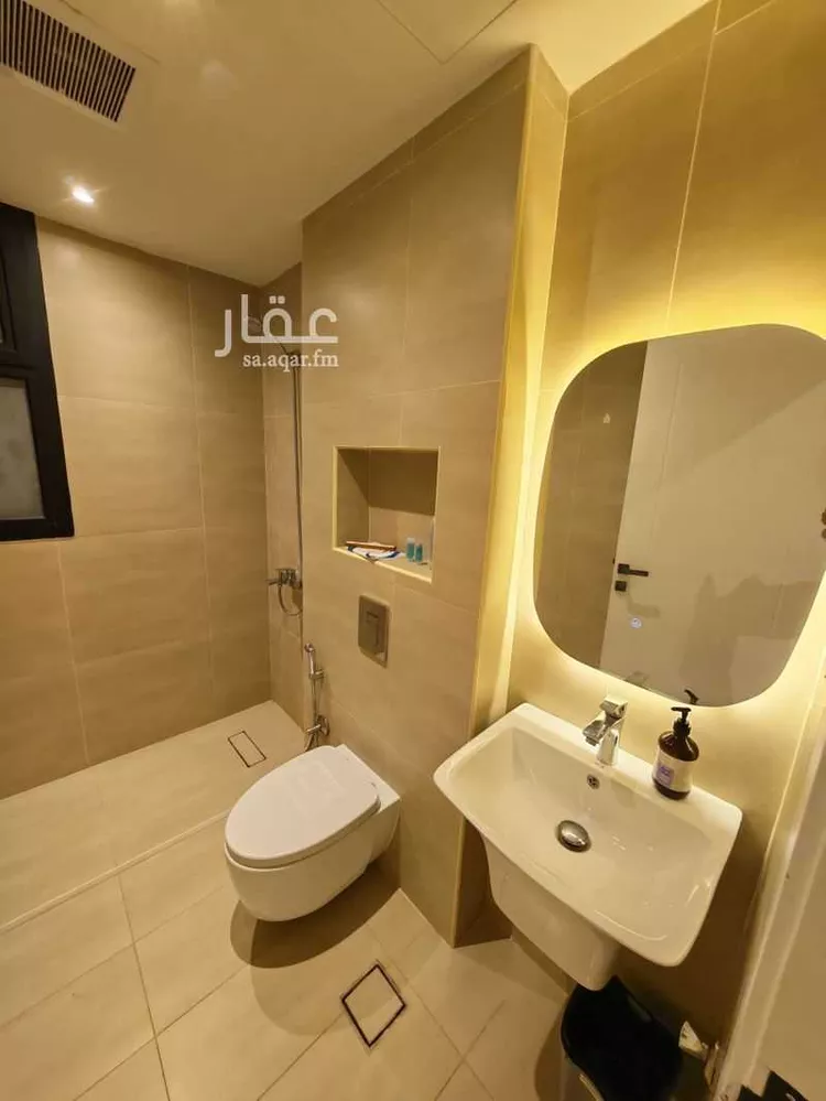 شقة للإيجار في شارع ظبـية بنت البراء, حي المرسلات, مدينة الرياض, منطقة الرياض 15