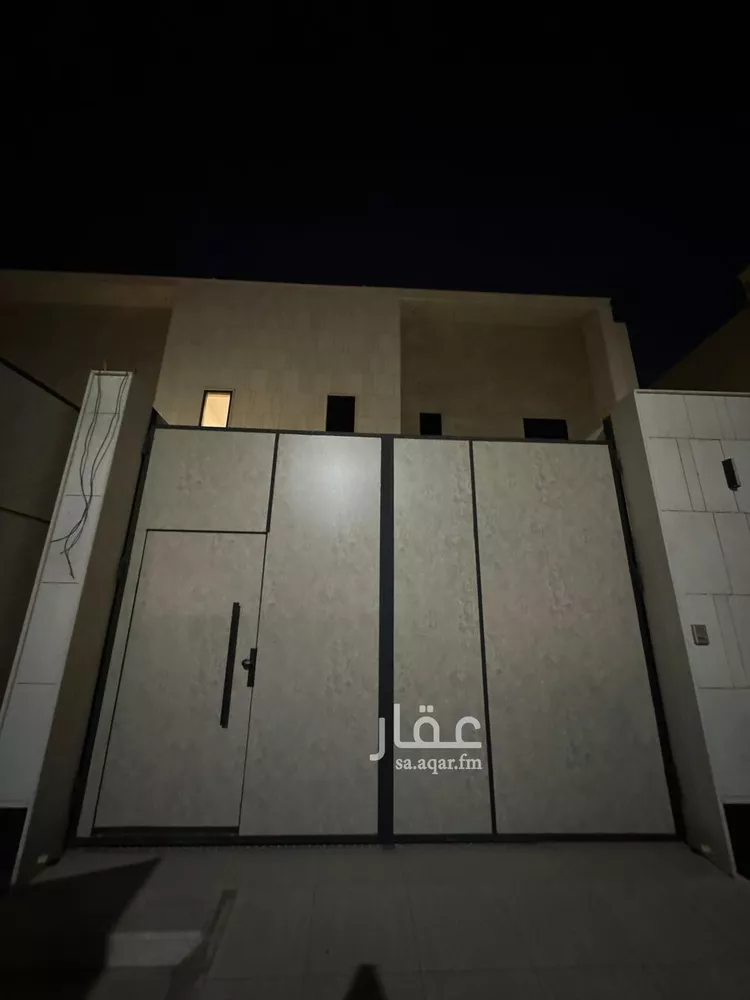 دور للبيع في شارع الزعيمي, حي النهضة, مدينة بريده, منطقة القصيم صورة 2