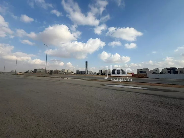 أرض للبيع في شارع محمد بن عبدالله بن فوزان السابق الفرعي, حي الحزم, مدينة بريدة, منطقة القصيم صورة 2