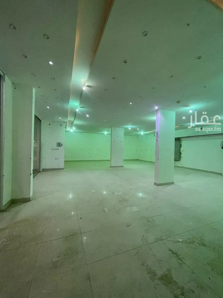 محل للإيجار في شارع عثمان بن عفان, حي النهضة, مدينة بريدة, منطقة القصيم صورة 3