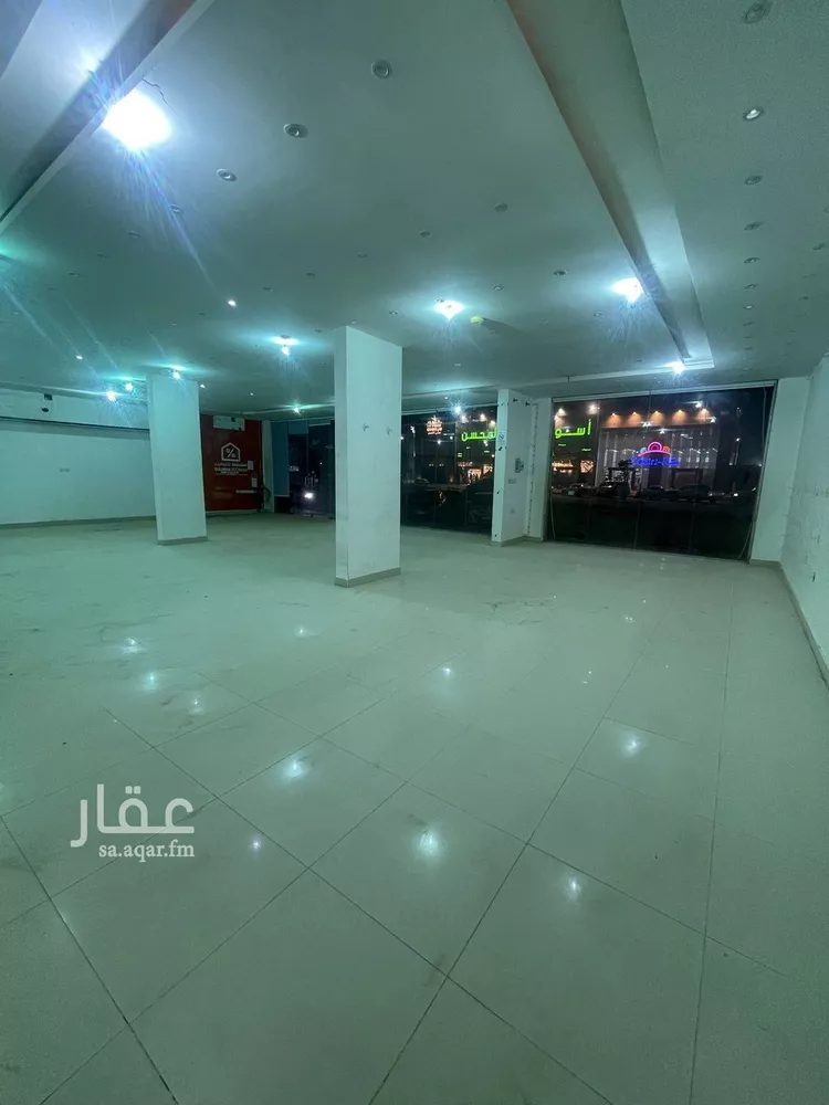 محل للإيجار في شارع عثمان بن عفان, حي النهضة, مدينة بريدة, منطقة القصيم صورة 2