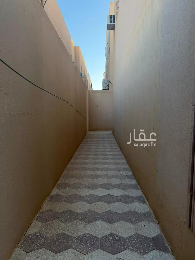 فيلا للبيع في شارع نافع بن أبي نعيم, حي الريان, مدينة بريدة, منطقة القصيم 11