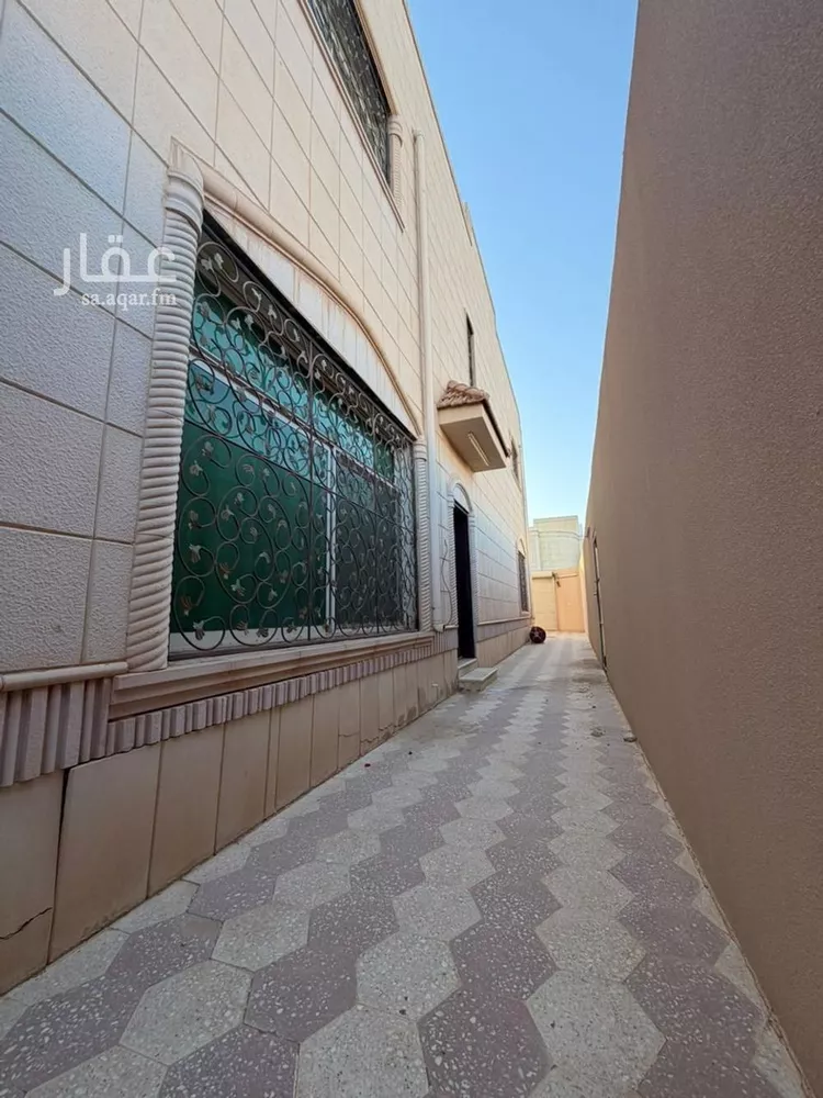 فيلا للبيع في شارع نافع بن أبي نعيم, حي الريان, مدينة بريدة, منطقة القصيم 6