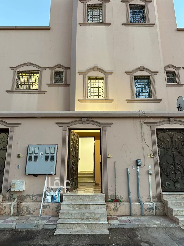 شقة للبيع في شارع أبي بن عجلان الباهلي, حي الفايزية, مدينة بريدة, منطقة القصيم