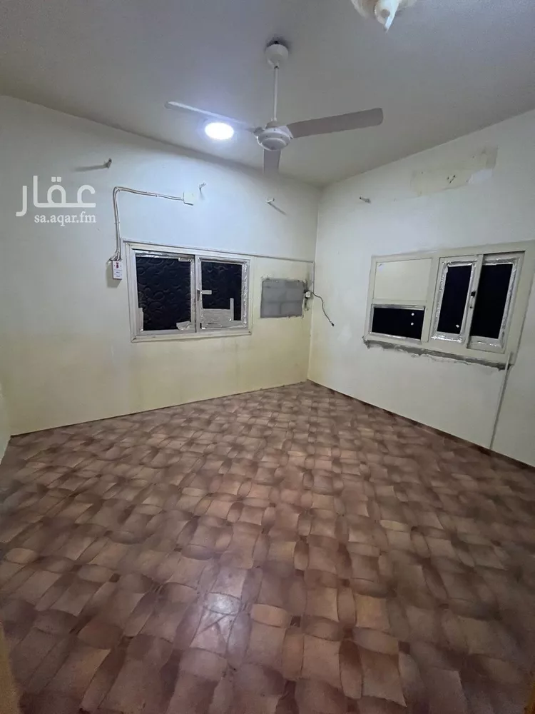 دور للإيجار في شارع ضرار بن الخطاب, حي الصفراء, مدينة بريدة, منطقة القصيم صورة 3