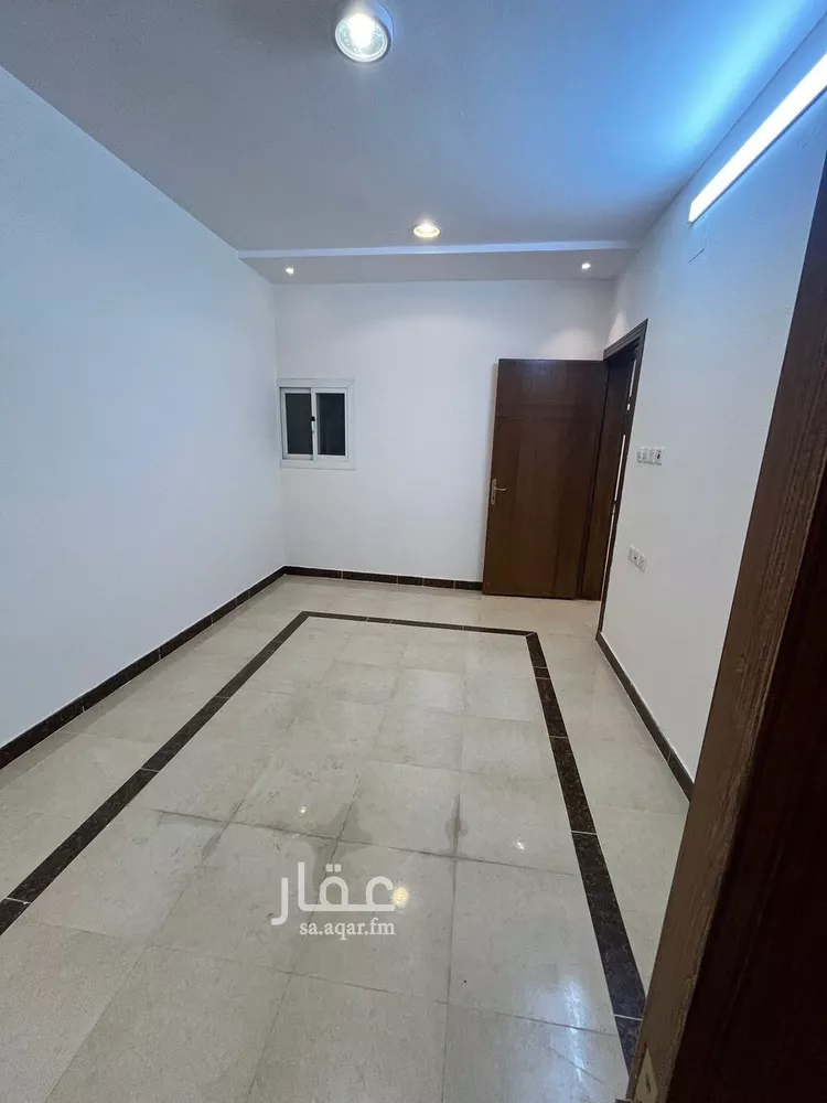 دور للإيجار في شارع كلثوم ابن اوفي, حي النخيل, مدينة بريدة, منطقة القصيم صورة 3