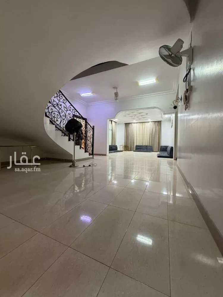 فيلا للبيع في شارع نافع بن أبي نعيم, حي الريان, مدينة بريدة, منطقة القصيم 16