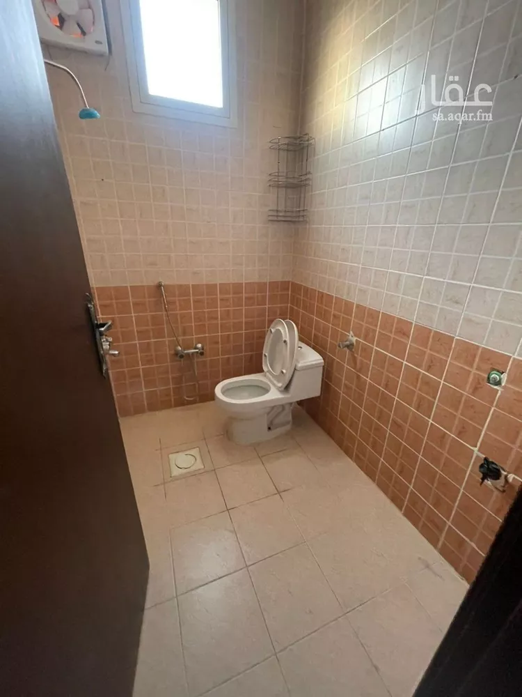 عمارة للإيجار في شارع عنيزة, حي النخيل, مدينة بريدة, منطقة القصيم صورة 5