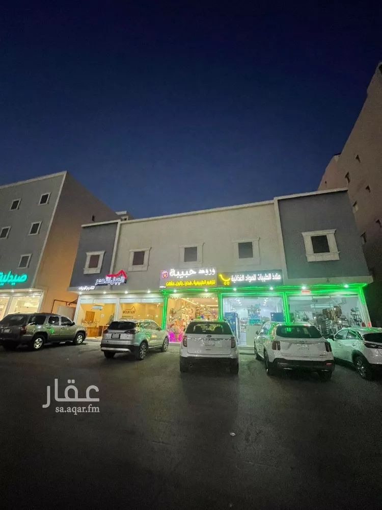 شقة للإيجار في شارع شارع علي العبدالعزيز الحليسي, حي الحمراء, مدينة بريده, منطقة القصيم