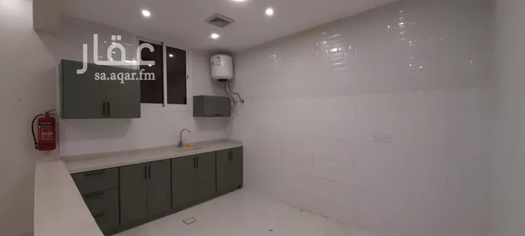 شقة للإيجار في شارع شارع علي العبدالعزيز الحليسي, حي الحمراء, مدينة بريدة, منطقة القصيم صورة 4