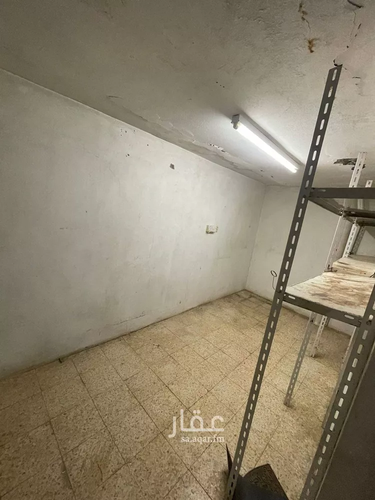 فيلا للإيجار في شارع الاشكوري, حي الروضة, مدينة بريدة, منطقة القصيم