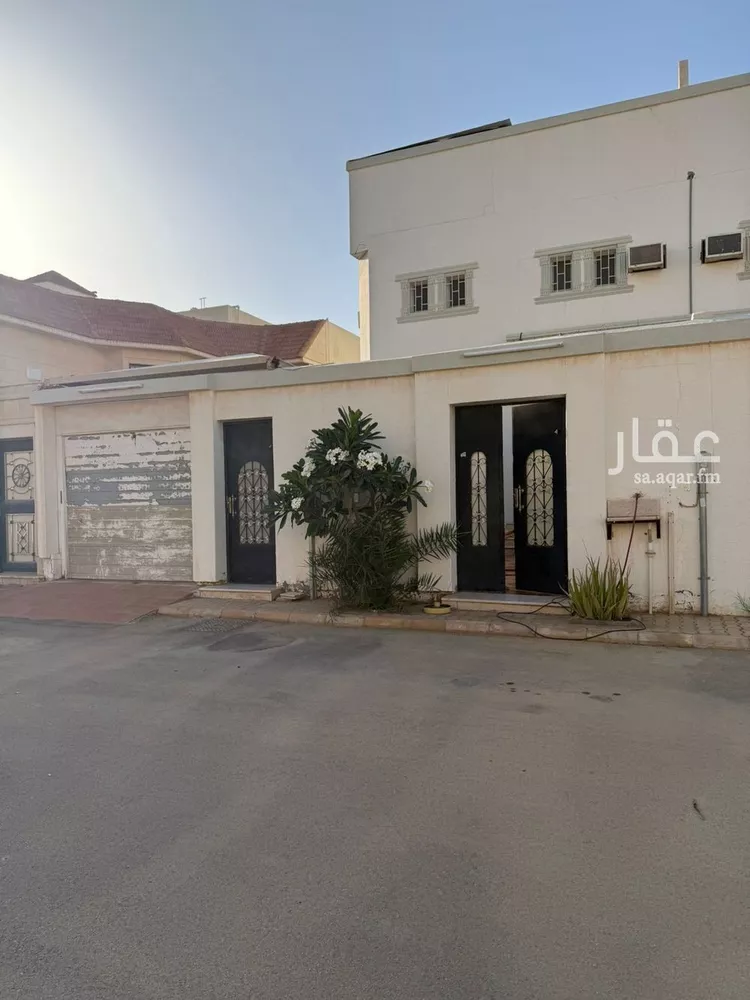 فيلا للبيع في شارع صالح بن موسى, حي النهضة, مدينة بريدة, منطقة القصيم