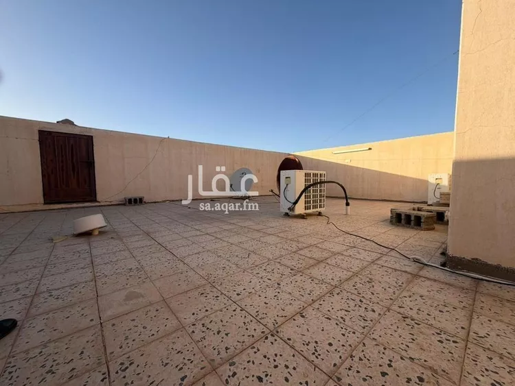 فيلا للبيع في شارع نافع بن أبي نعيم, حي الريان, مدينة بريدة, منطقة القصيم 14