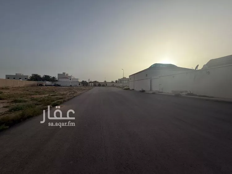 أرض للبيع في شارع الخفق الجنوبي, حي الرحاب, مدينة بريدة, منطقة القصيم صورة 2