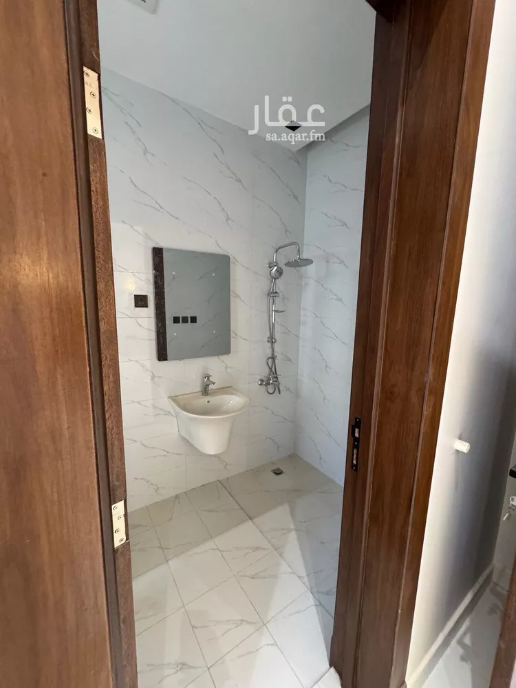 فيلا للإيجار في شارع الأخيضر, حي المروج, مدينة الرياض, منطقة الرياض صورة 5