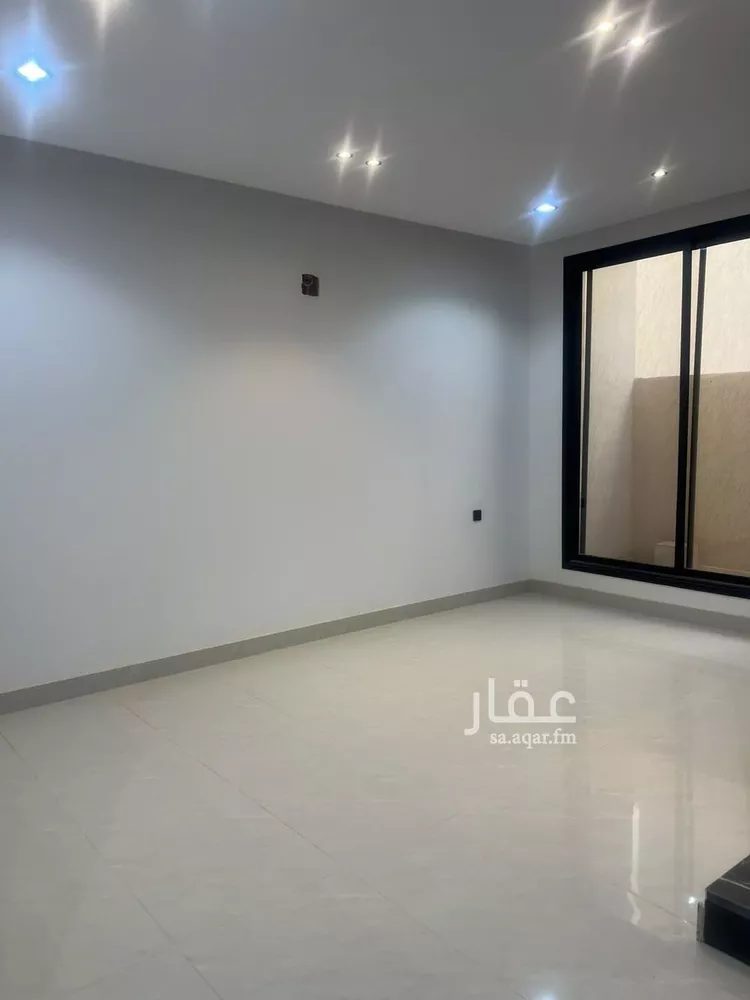 دور للبيع في شارع البساتين, حي الرمال, مدينة الرياض, منطقة الرياض 8