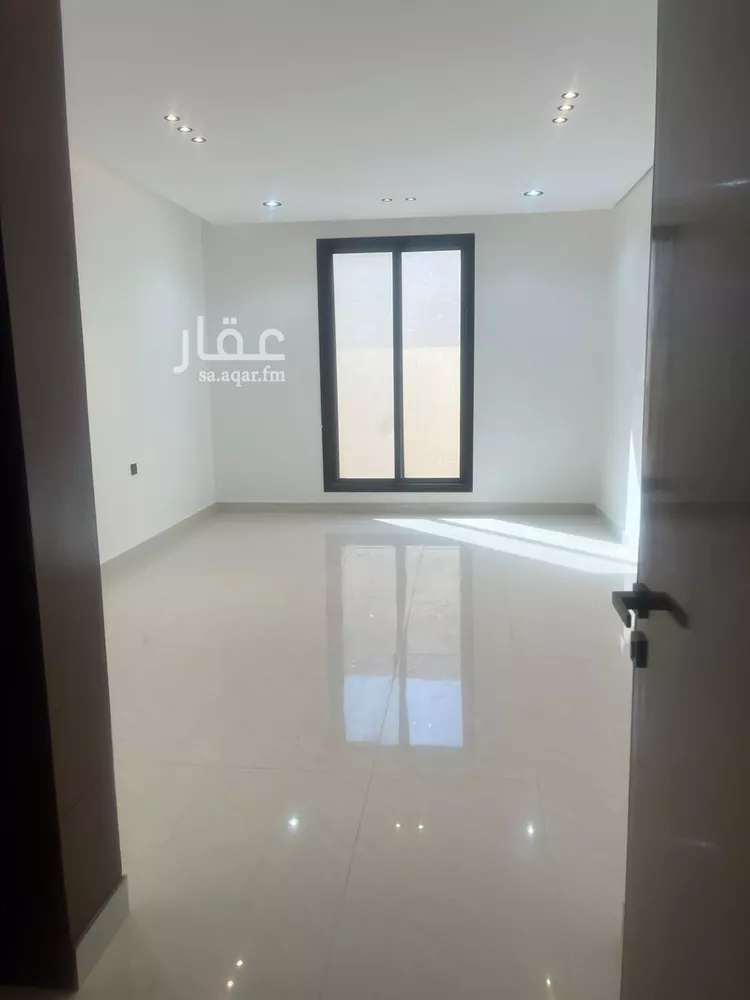 دور للبيع في شارع البساتين, حي الرمال, مدينة الرياض, منطقة الرياض 9