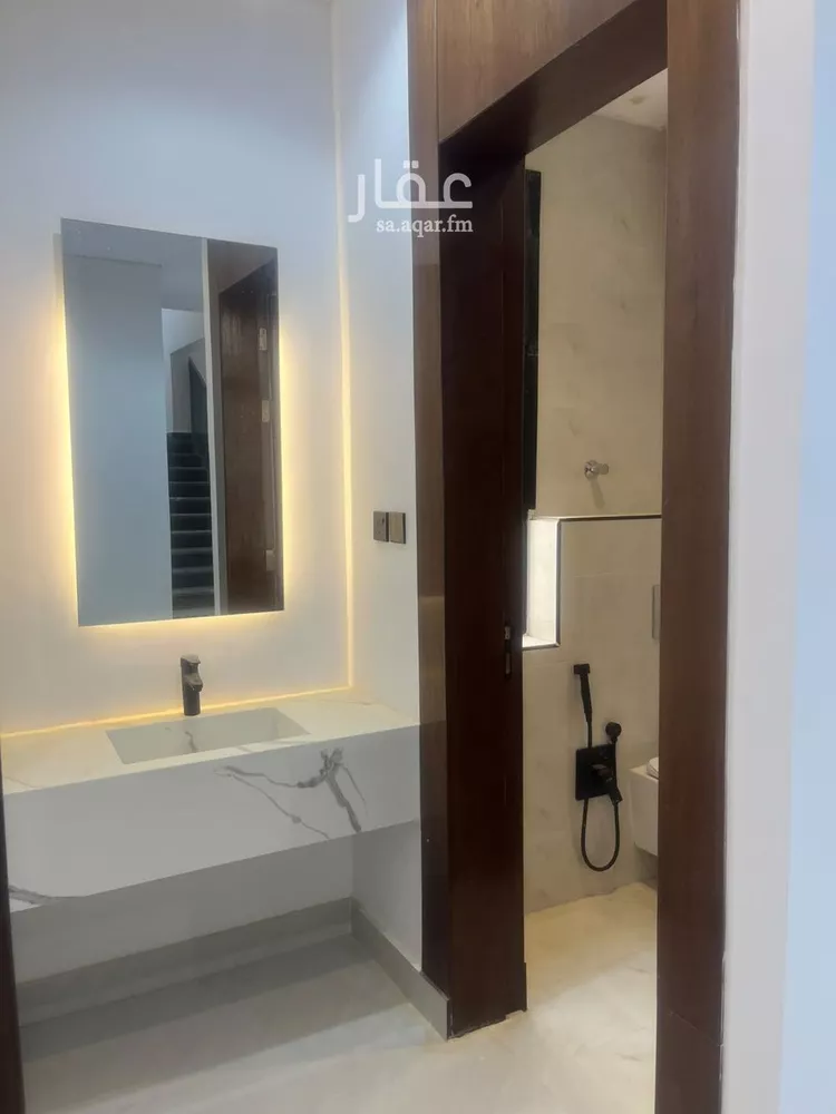 دور للبيع في شارع البساتين, حي الرمال, مدينة الرياض, منطقة الرياض 7
