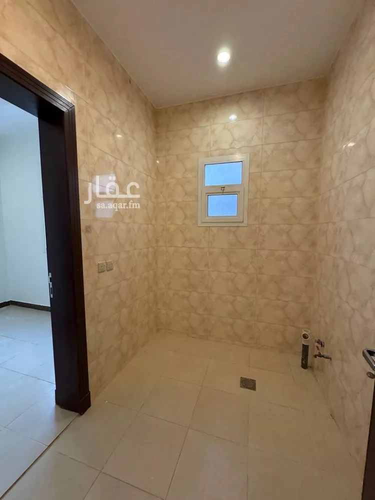 دور للإيجار في شارع عمر الدباس, حي الربيع, مدينة الرياض, منطقة الرياض صورة 5