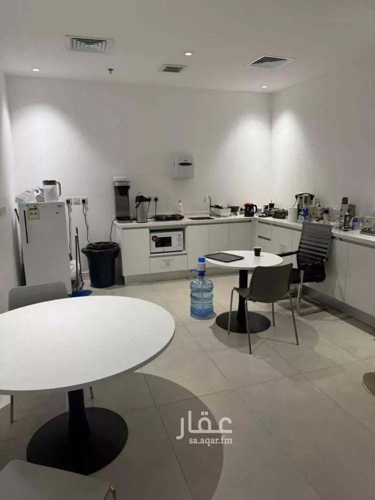 مكتب تجاري للإيجار في شارع الملك سلمان ابن عبدالعزيز سعود الفرعى, حي النرجس, مدينة الرياض, منطقة الرياض صورة 4
