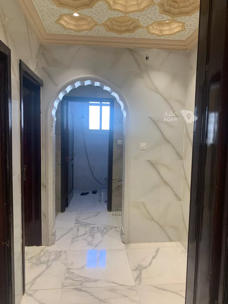 Apartment for Rent in Medina Al Khalidiyah