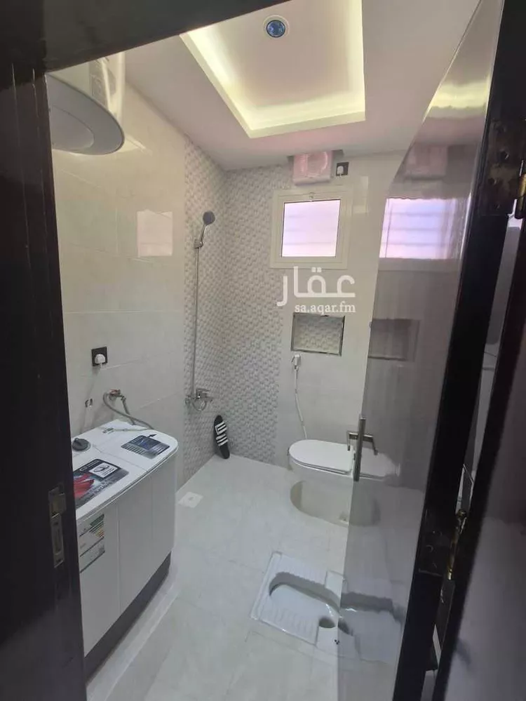 شقة للإيجار في شارع الامير عبدالاله , حي السوق, مدينة الباحة, منطقة الباحة صورة 3