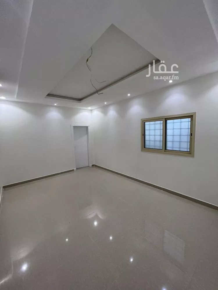 فيلا للبيع في شارع عمر الهواري, حي القيروان, مدينة الرياض, منطقة الرياض صورة 4