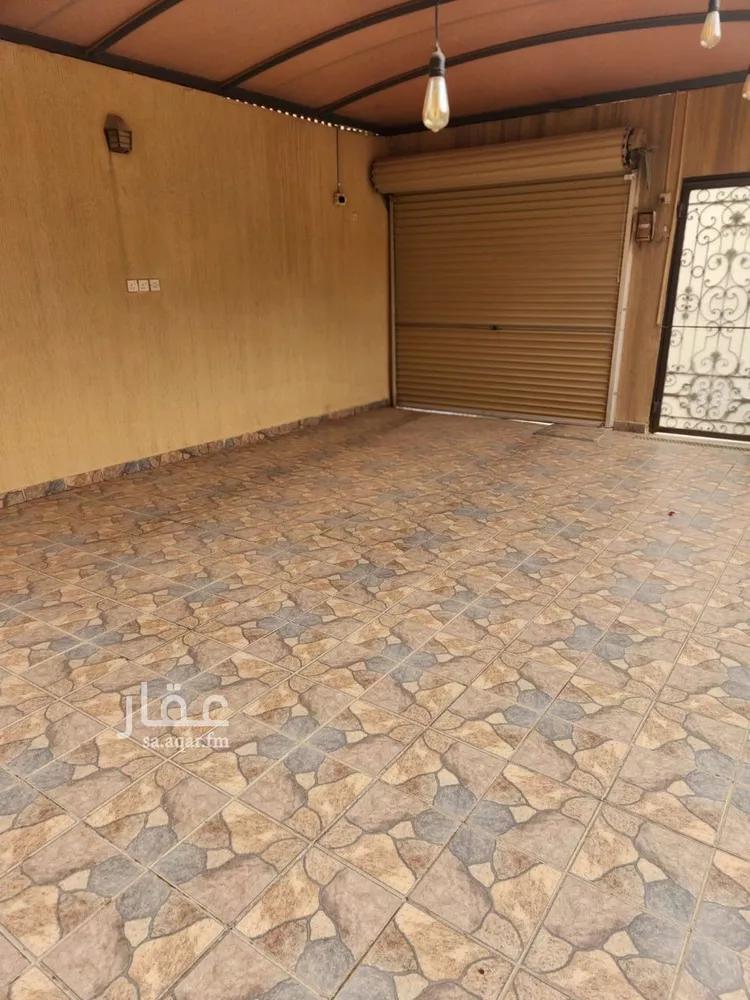 فيلا للبيع في شارع ابن مشعل, حي الإزدهار, مدينة الرياض, منطقة الرياض صورة 3
