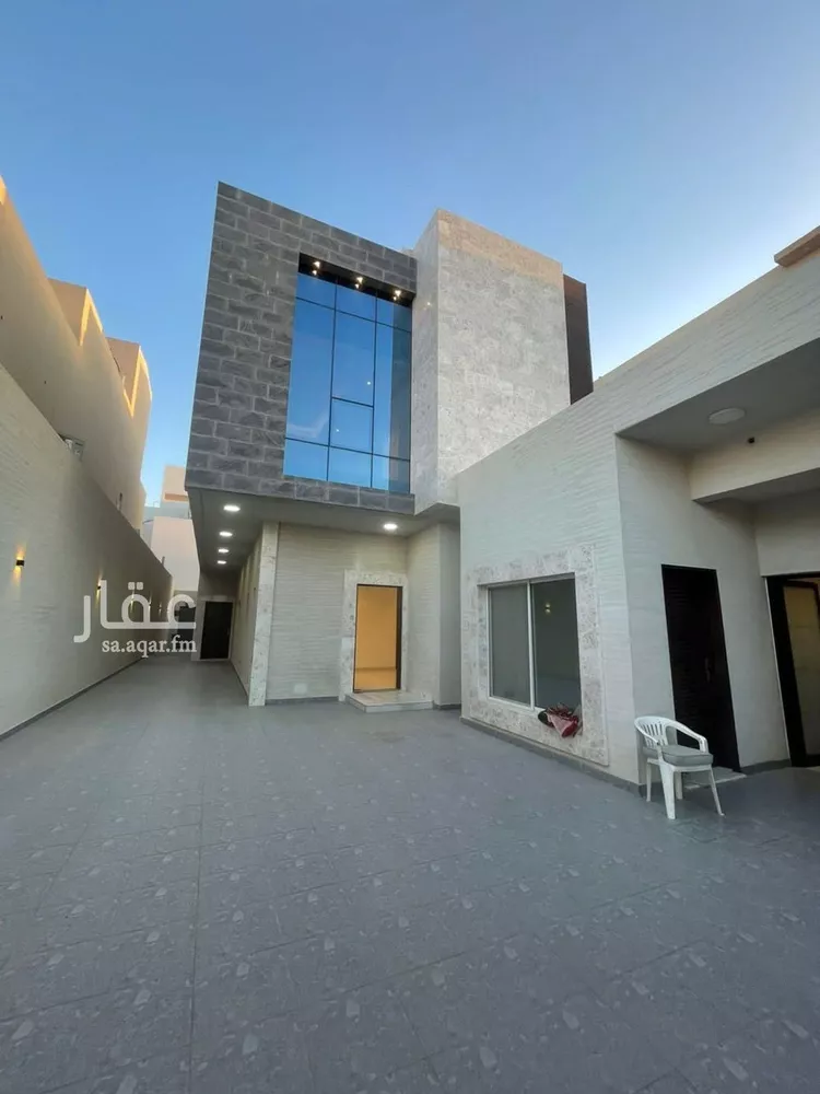 فيلا للبيع في شارع محمد بن علي الدقوقي, حي العارض, مدينة الرياض, منطقة الرياض 21