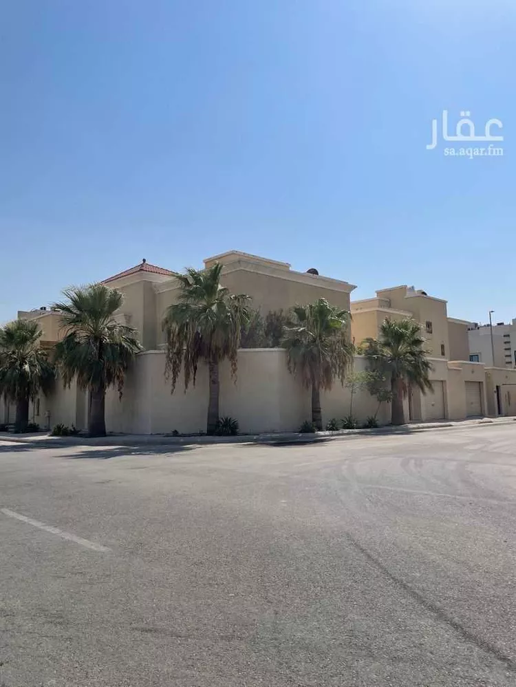 فيلا للبيع في حي الخالدية الشمالية, مدينة الدمام, المنطقة الشرقية صورة 4