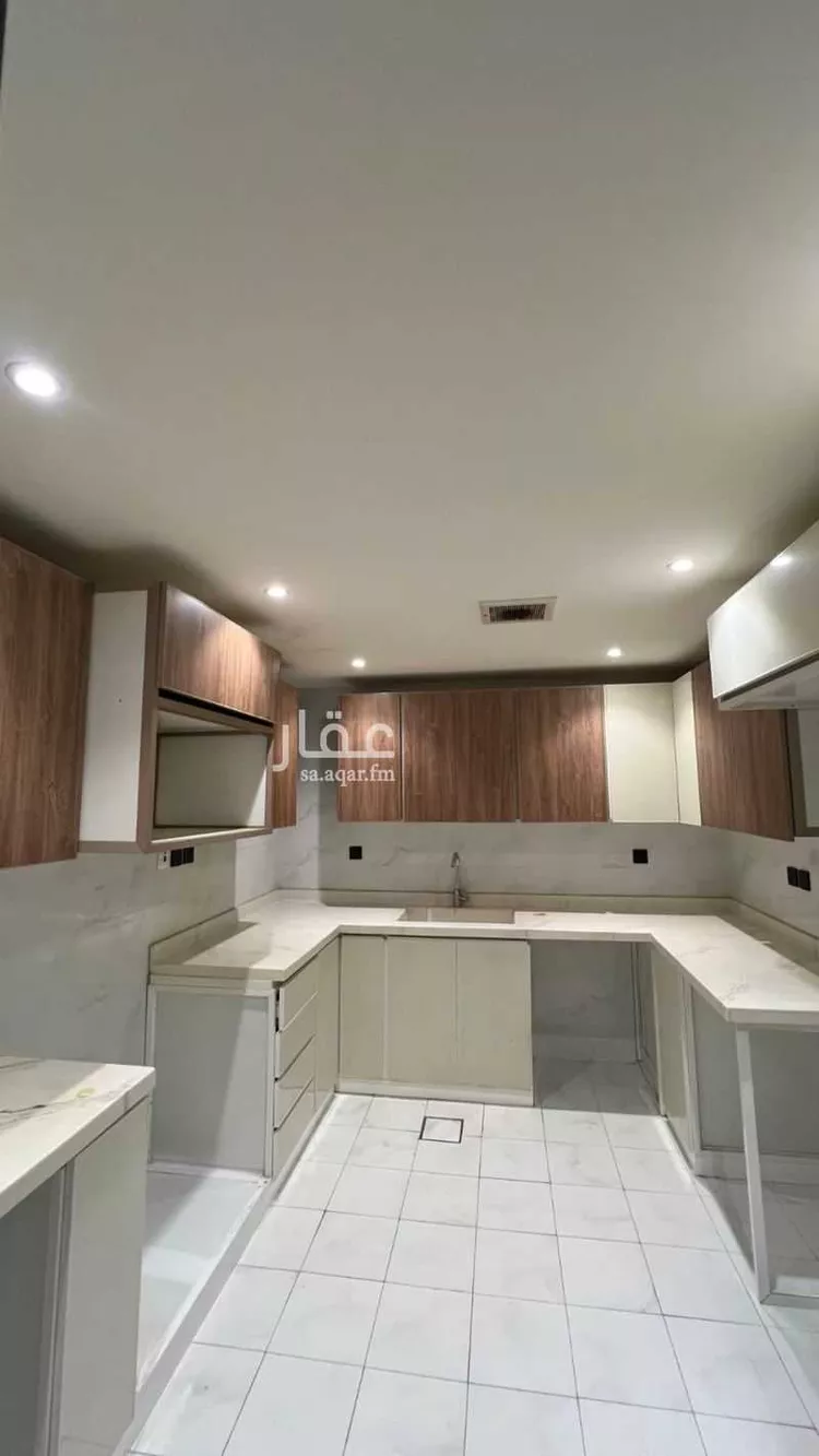 شقة للإيجار في شارع الأمير عبدالله بن سعود بن عبدالله صنيت, حي الصحافة, مدينة الرياض, منطقة الرياض 6