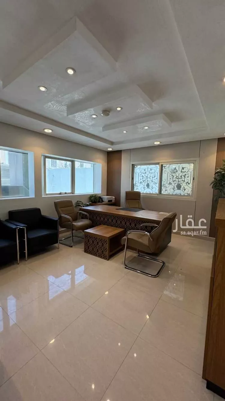 فيلا للإيجار في شارع أبي الحارث الهاشمي, حي الزهراء, مدينة الرياض, منطقة الرياض صورة 2