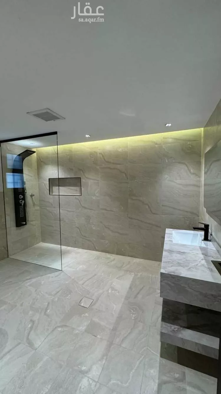 فيلا للبيع في شارع شلاله, حي المروج, مدينة الرياض, منطقة الرياض صورة 5