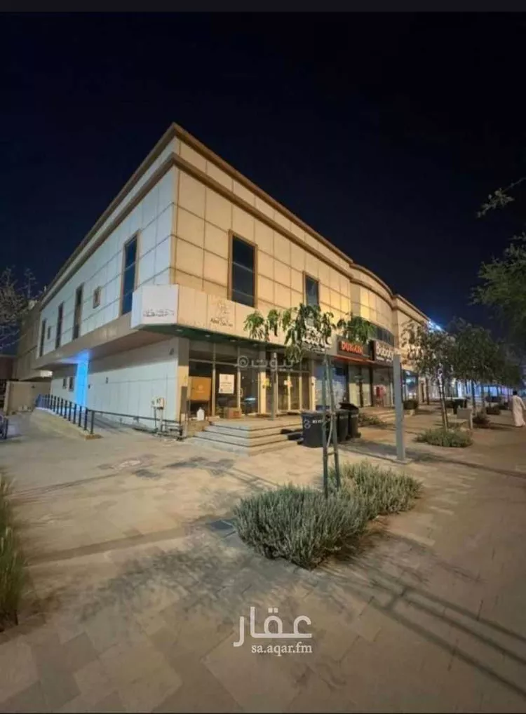 Shop for Rent in Riyadh Al Malqa صورة 2
