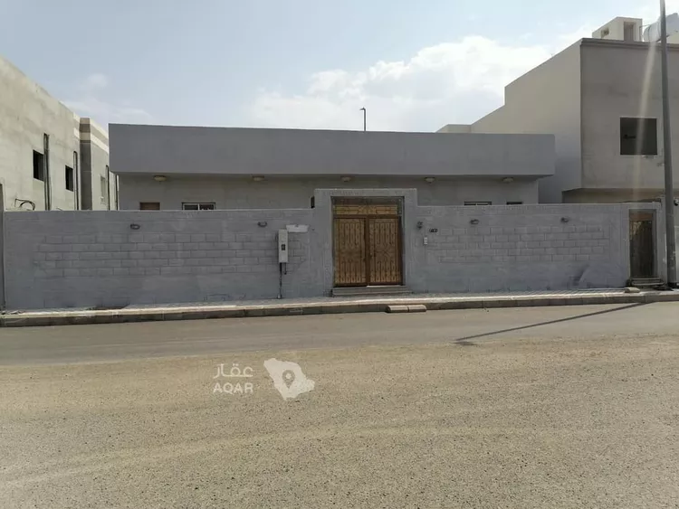 فيلا للبيع في شارع شريك بن عبد عمرو, حي الصناعية, مدينة المدينة المنورة, منطقة المدينة المنورة 7