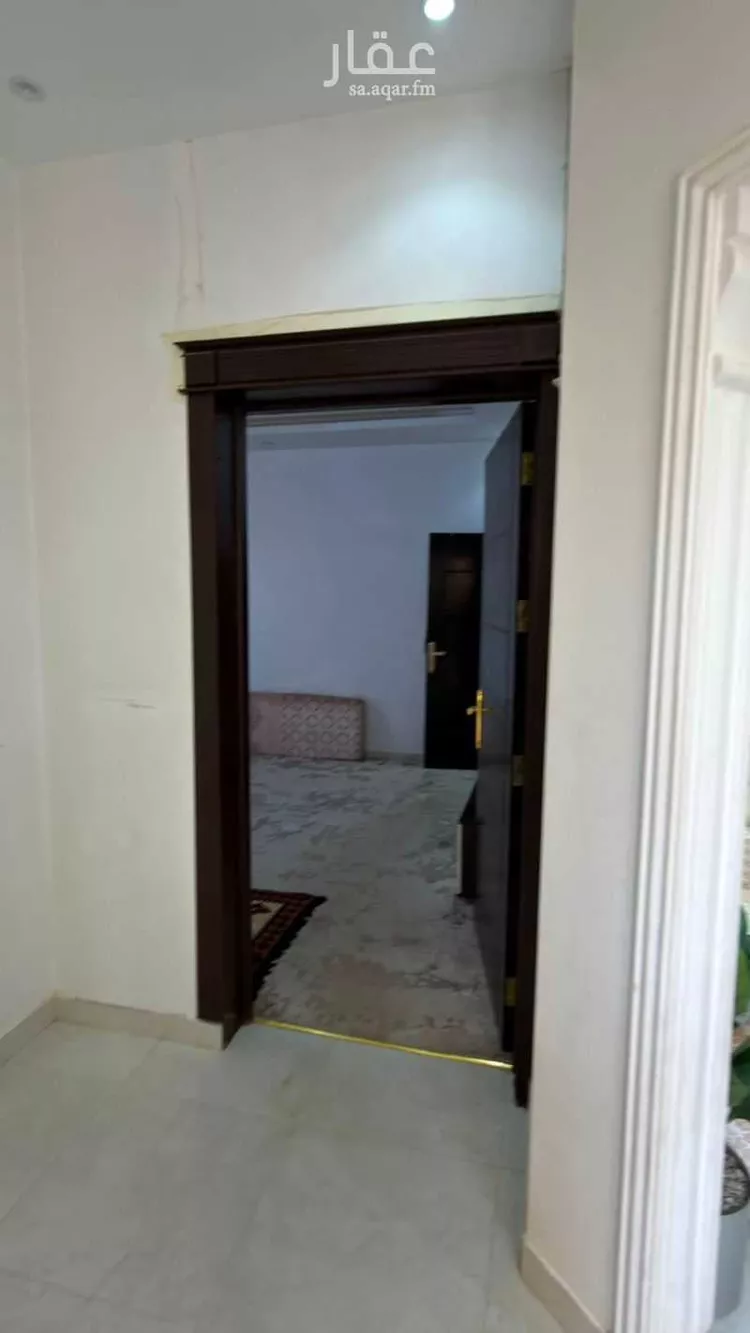 فيلا للبيع في شارع المحضر, حي المعيزيلة, مدينة الرياض, منطقة الرياض 13