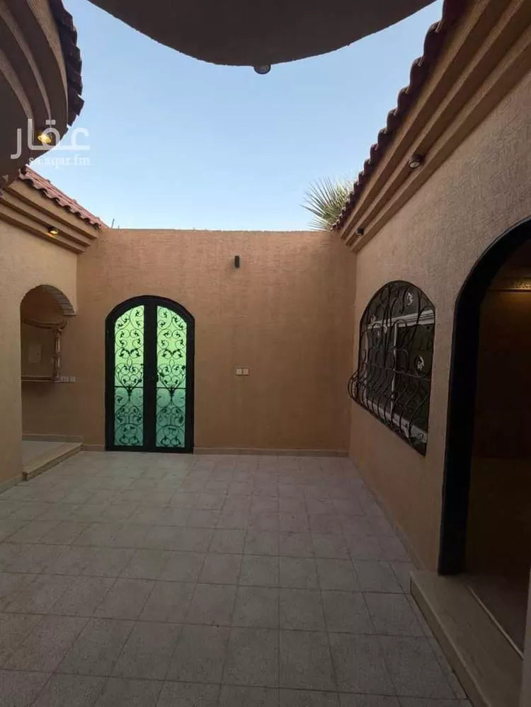 فيلا للإيجار في شارع السراج, حي المعيزيلة, مدينة الرياض, منطقة الرياض صورة 3