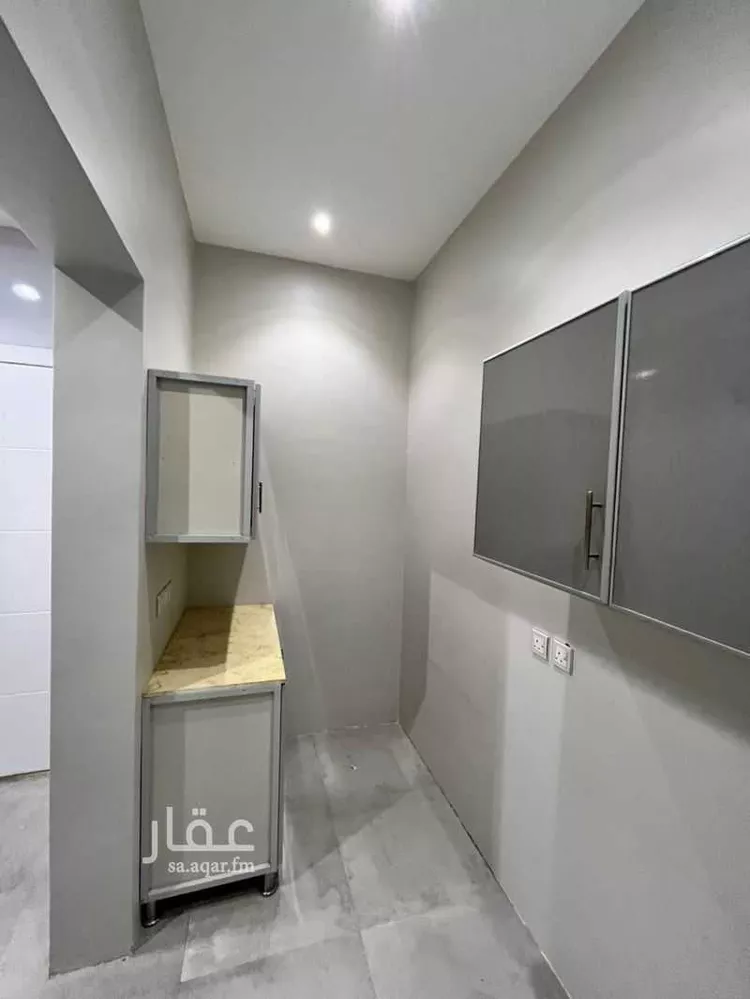 شقة للإيجار في شارع قطب الدين بن السلطان, حي المهدية, مدينة الرياض, منطقة الرياض