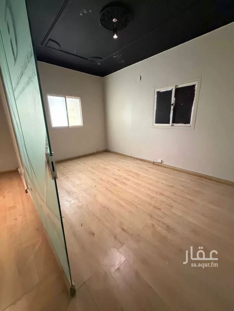 عمارة للإيجار في شارع السيل الكبير, حي المهدية, مدينة الرياض, منطقة الرياض صورة 4