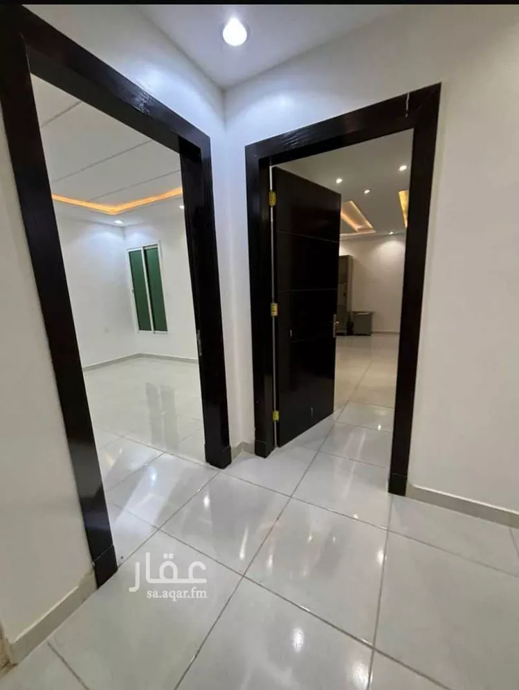 فيلا للبيع في شارع الأقطار, حي الدار البيضاء, مدينة الرياض, منطقة الرياض صورة 3
