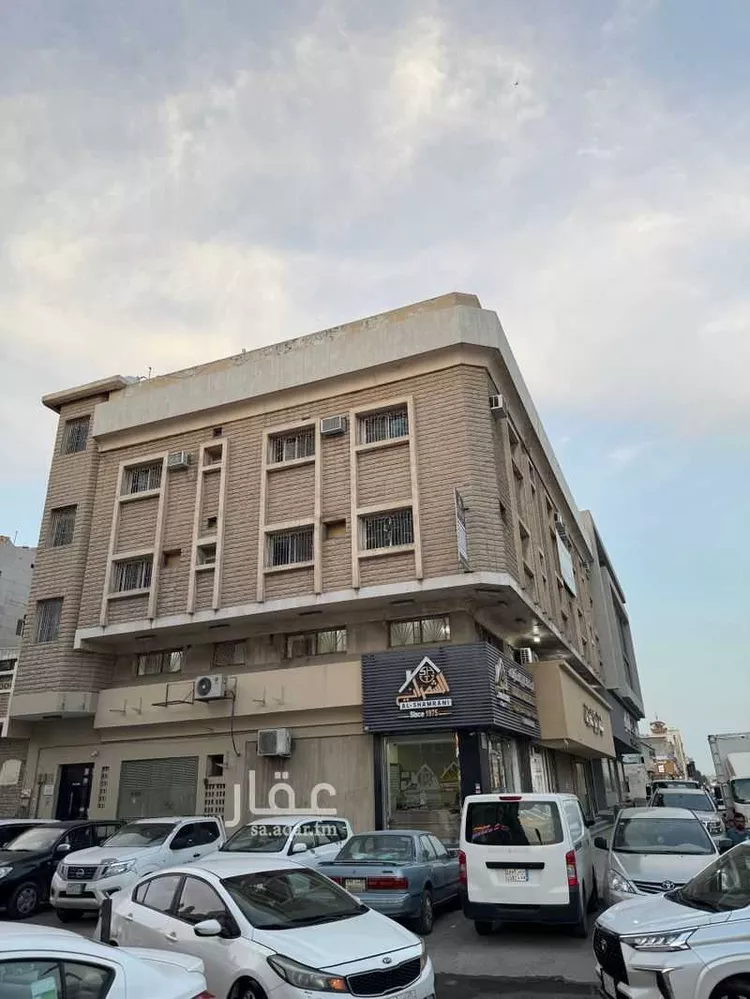 Building for Sale in Dammam Al Qazaz صورة 3