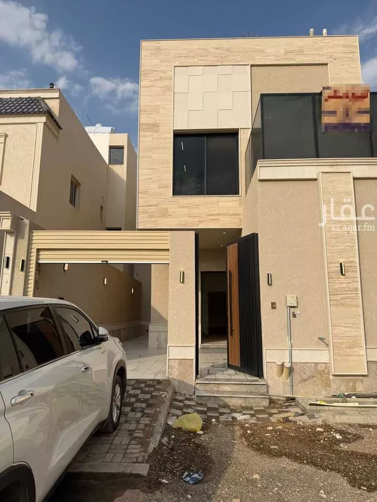 Villa for Sale in Riyadh Al Qirawan